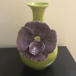 Vintage vibe Anthropologie vase